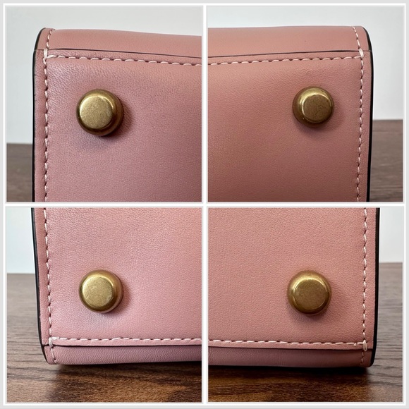 New Coach Cashin Carry Bag 22 with Trompe L'oeil Print in Light Blush Multi - Picture 7 of 11